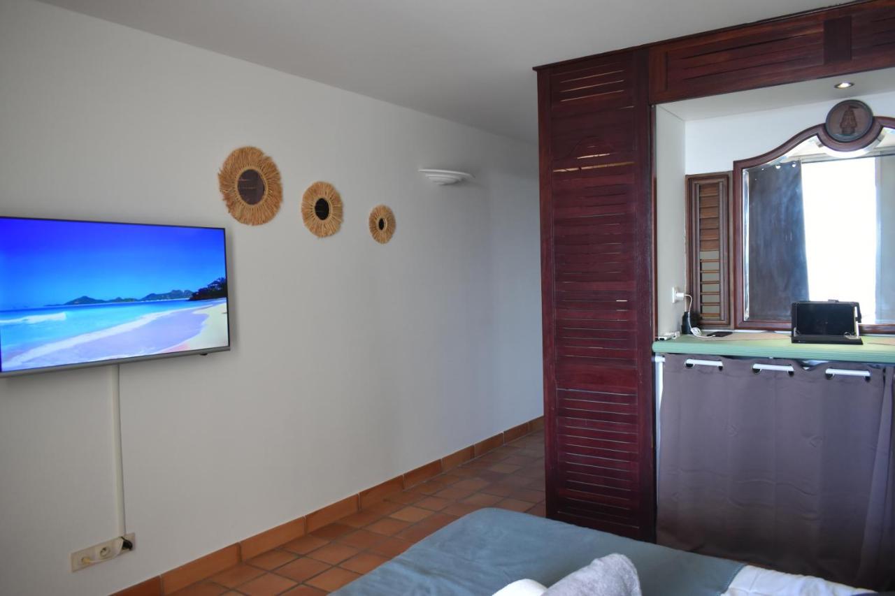 Ananas Premium - Sejour Detente T2 Vue Mer Avec Balcon Prive A Tartane La Trinité Exterior foto