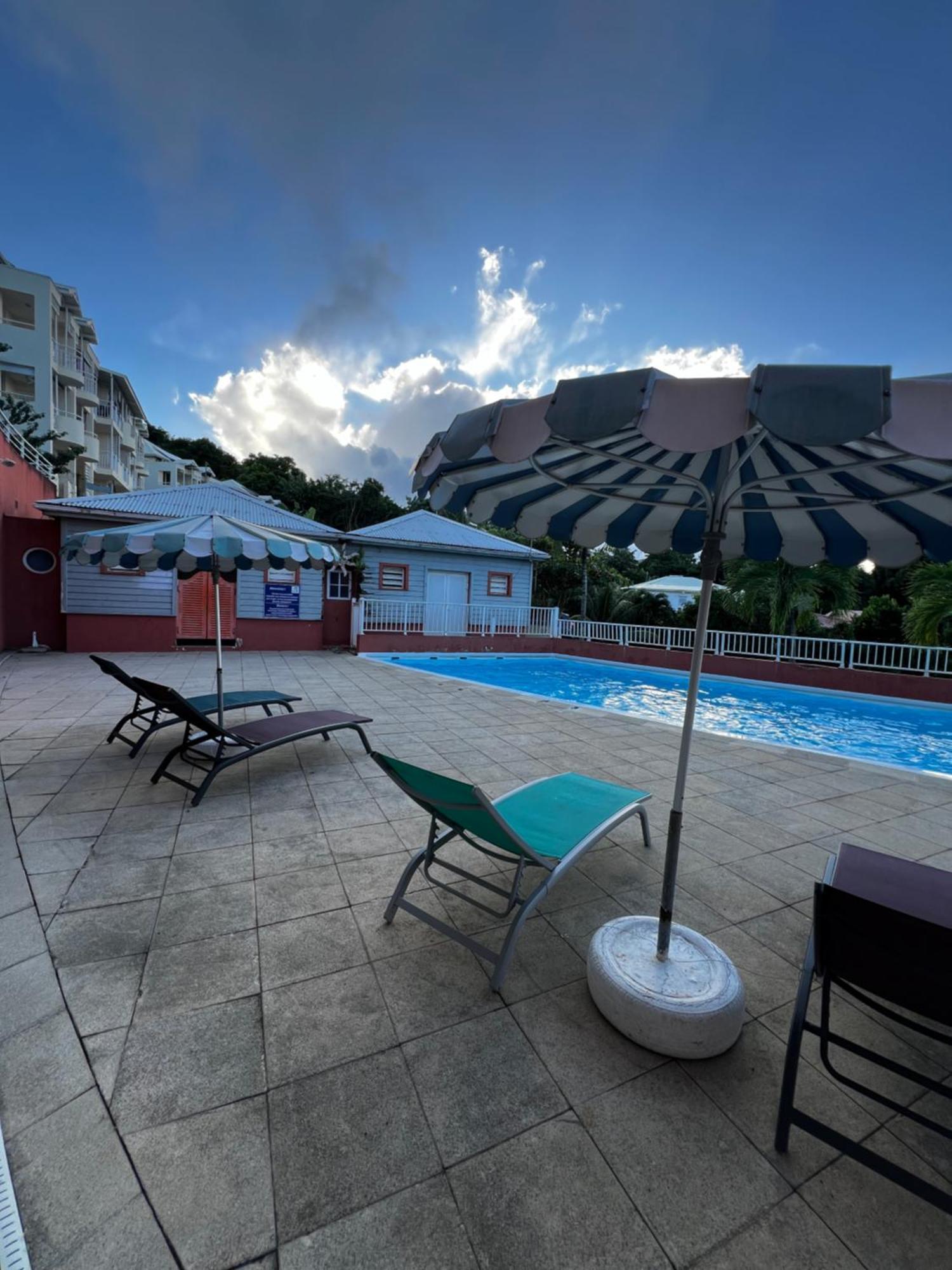 Ananas Premium - Sejour Detente T2 Vue Mer Avec Balcon Prive A Tartane La Trinité Exterior foto